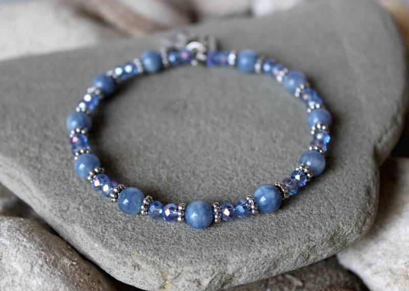 6 Mm Aquamarin Edelstein Armband, Schmuck Für Frauen, Dainty Kristall Geburtsstein Hellblau Perlen Chakra von MiladyMimosa