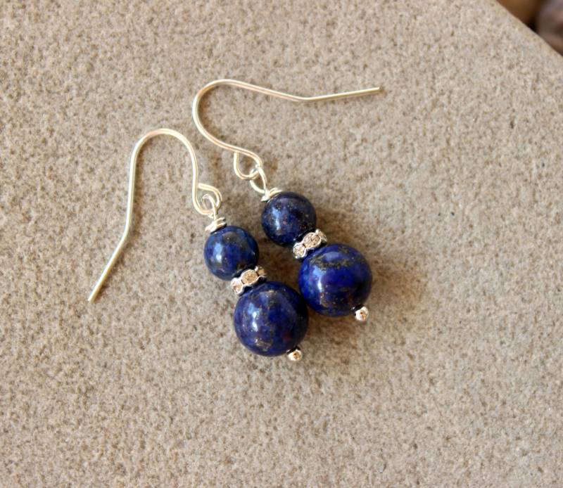 Lapis Lazuli Ohrringe, Und Silber September Birthstone Schmuck, Frau Blaue Edelstein Ohrringe von MiladyMimosa