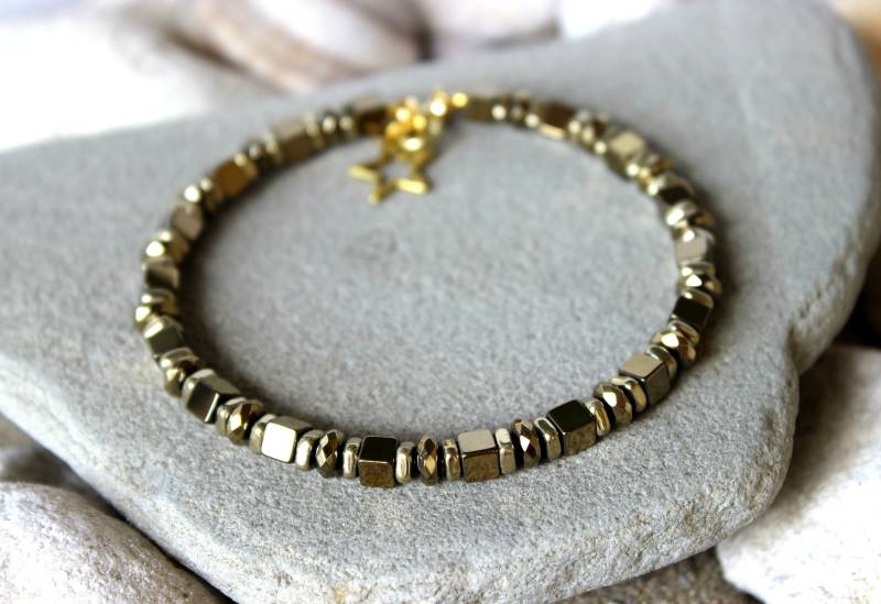 Pyrit Hämatit Armreif, Damen Edelstein Schmuck, Feiner Chakra Heilung Energie Balance Armband von MiladyMimosa