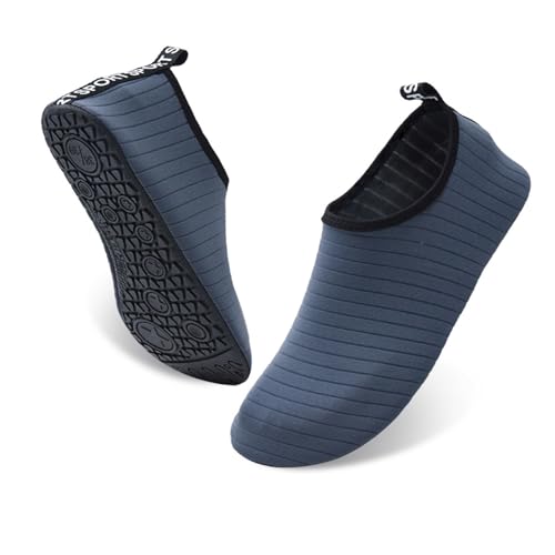Wasser Schuhe Strand Surf Tauchen Schnorcheln Schwimmen Barfuß Schuhe Schnell Trockene Haut Socken für Männer Frauen, Grau, 42-43 Wasser Schuhe Strand Surf Tauchen Schnorcheln Schwimmen Barfuß Schuhe Schnell Trockene Haut Socken für Männer Frauen, Grau, 42-43 von Milaloko