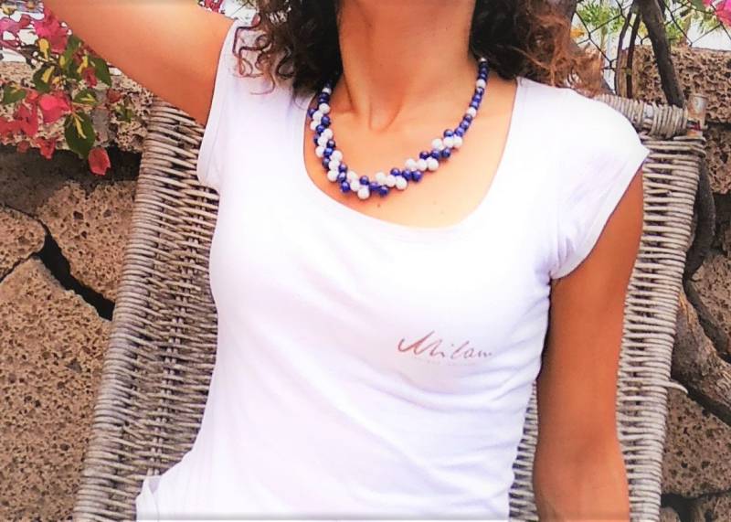 Milani Einzigartigen Schmuck Freshwater Kultivierte Perlen Und Lapis Lazuli Halskette Handgefertigt in Weiß Blau Milani Einzigartigen Schmuck Freshwater Kultivierte Perlen Und Lapis Lazuli Halskette Handgefertigt in Weiß Blau von MilaniUniqueJewelery