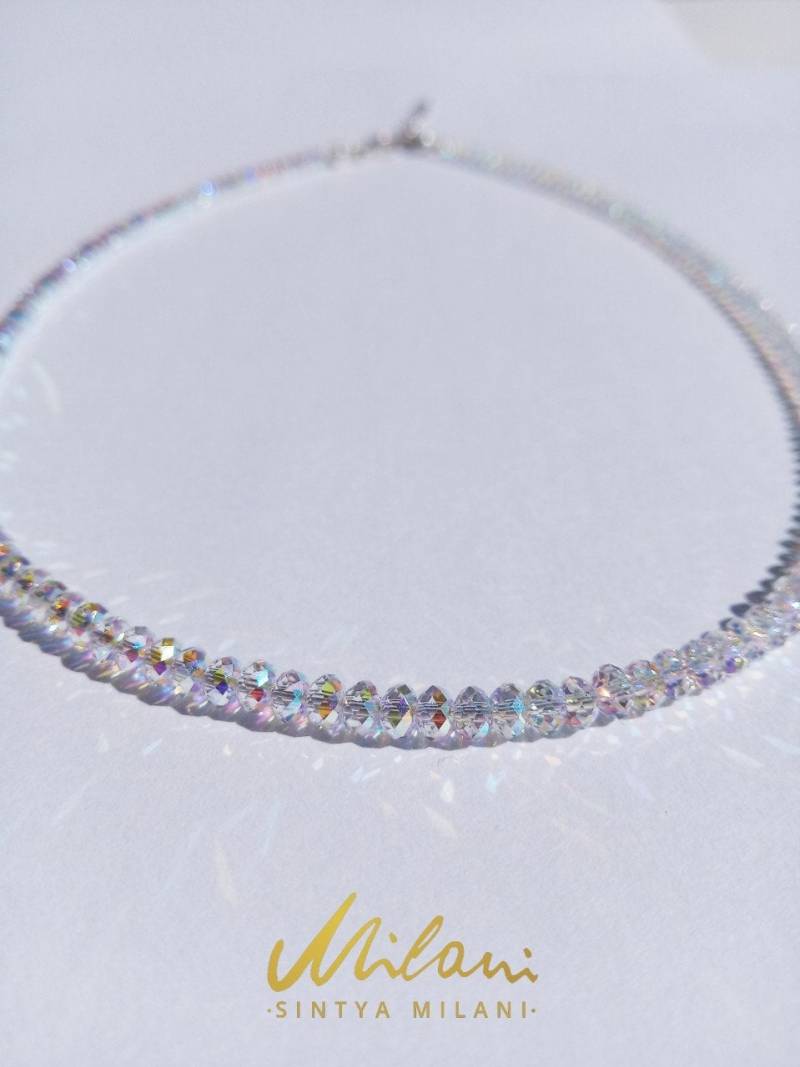 Schillernde Kette, Sterling Silber, Aurora Borealis, Minimalist Swarovski Kristalle, Regenbogen Danity Handmade Schillernde Kette, Sterling Silber, Aurora Borealis, Minimalist Swarovski Kristalle, Regenbogen Danity Handmade von MilaniUniqueJewelery