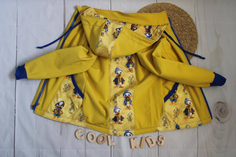 Handmade Softshelljacke Coole Ente Gr. 128 von MilenasHandmade