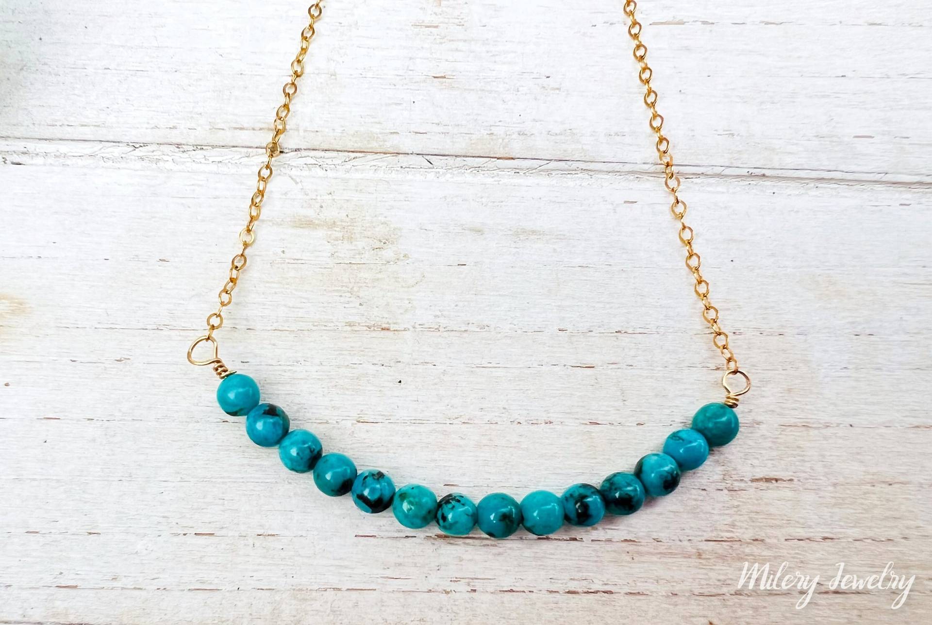 Türkis Perlen Anhänger, 14K Gold Filled Halskette, Dezember Geburtsstein, Layering Schmuck, Alltäglicher Bar Halskette von Milery