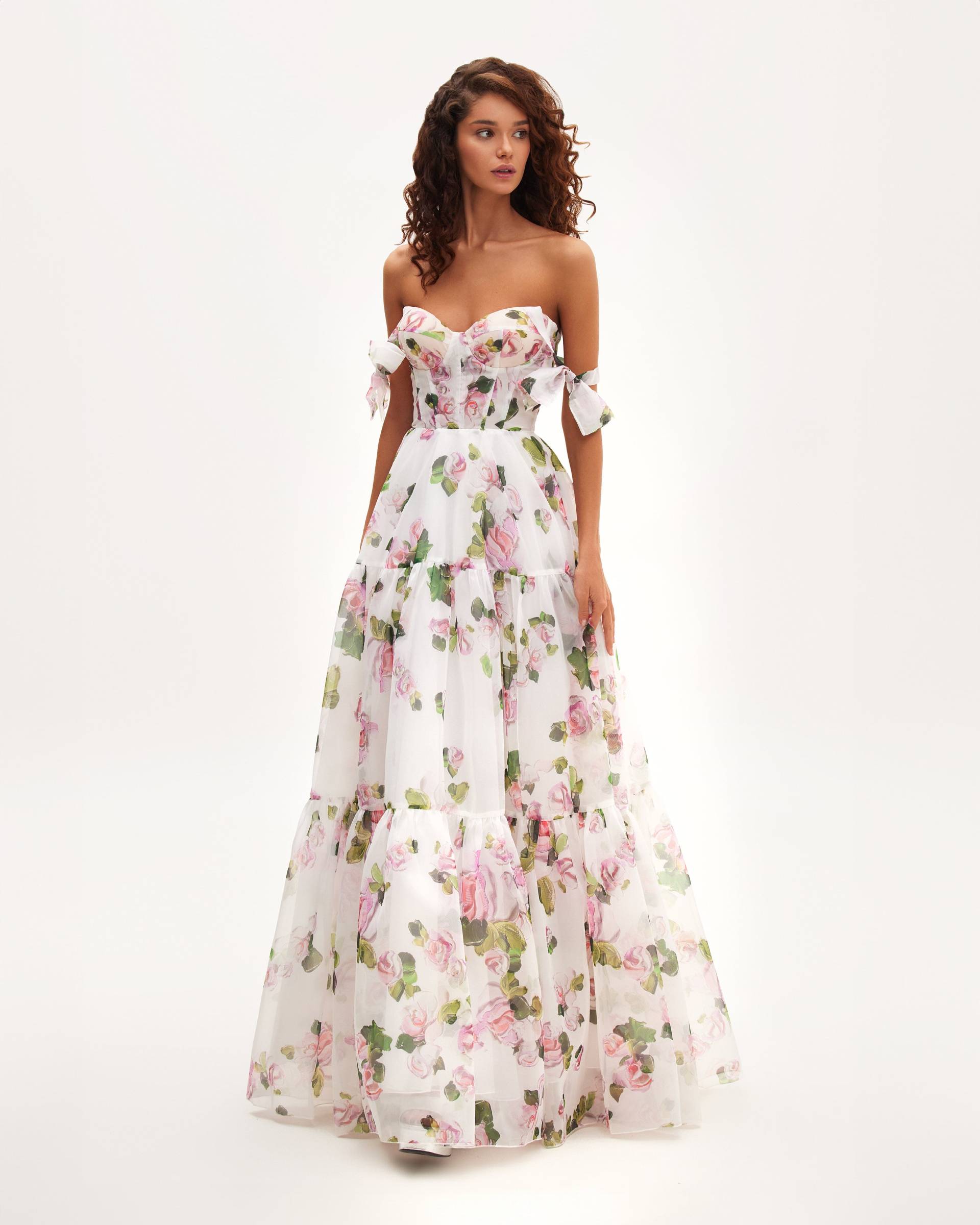 Apple Blossom Tender floral maxi tie-strap dress - Multi color - S - Milla - Maxi dresses Apple Blossom Tender floral maxi tie-strap dress - Multi color - S - Milla - Maxi dresses von Milla