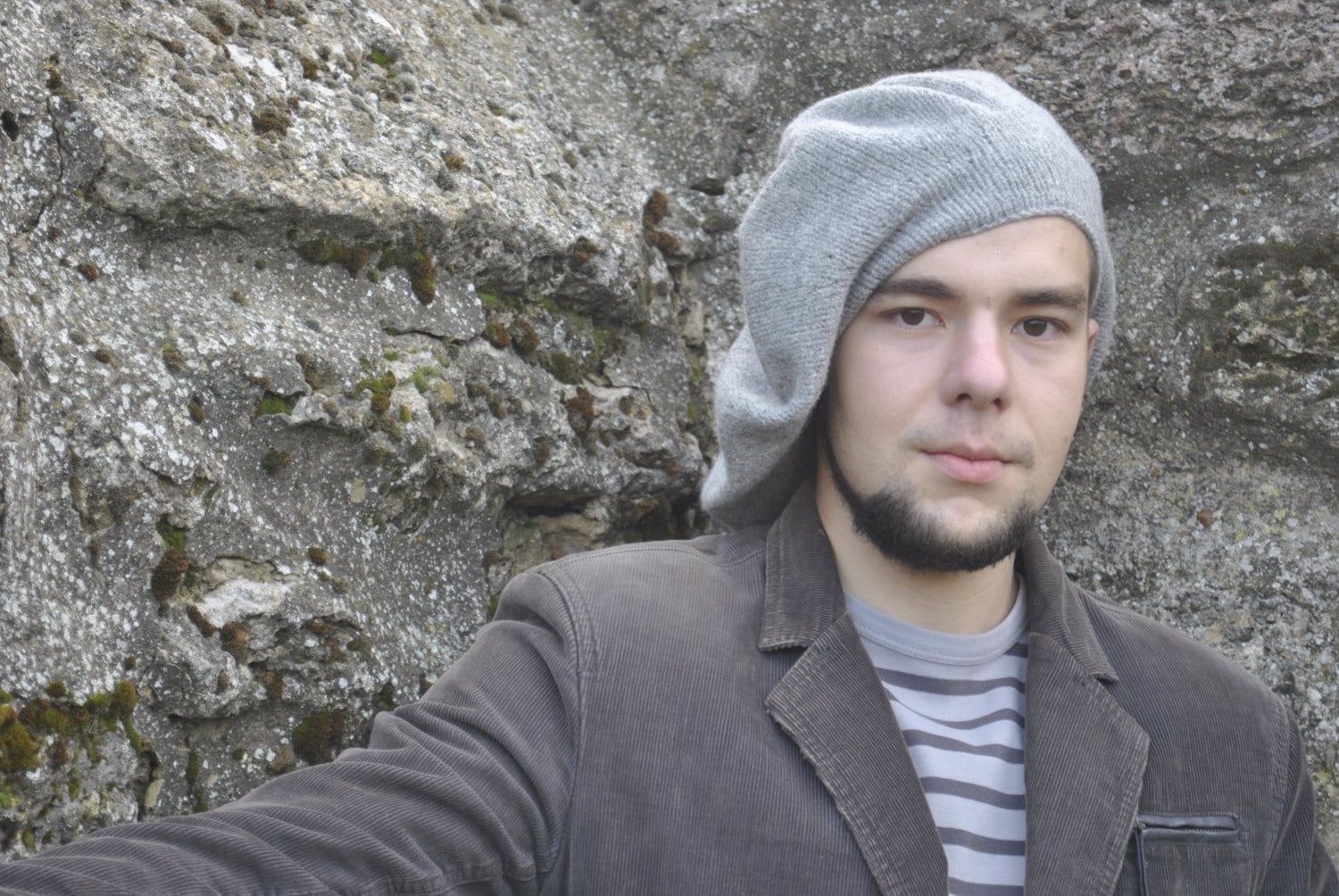 Sofort Versandfertig Outlander Inspirierte Graue Wolle Baskenmütze, Handgestrickte Gefilzte Baskenmütze Tam Scottish Bonnet Handgestrickt Sofort Versandfertig Outlander Inspirierte Graue Wolle Baskenmütze, Handgestrickte Gefilzte Baskenmütze Tam Scottish Bonnet Handgestrickt von MillaKnitt