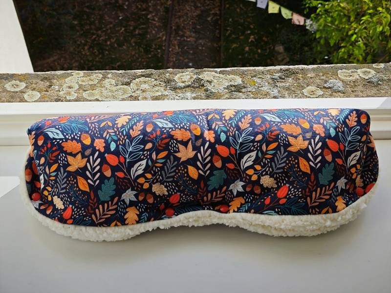 Kinderwagenmuff Sofort Verfügbar Bunt Herbstmotiv Samen Blätter in Dunkelblau Kinderwagen Handmuff Kuschlig Warm Geschenk Geburt Baby Buggy von MillaLouise