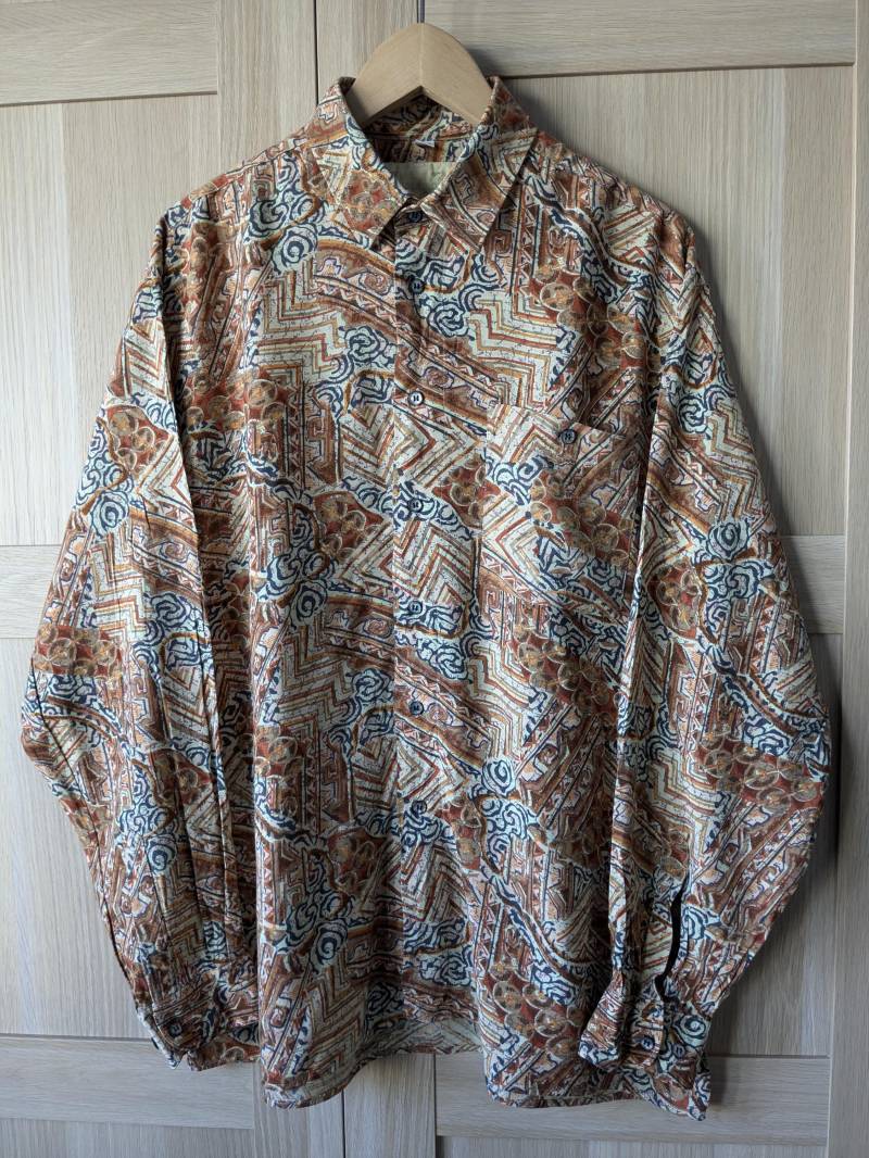 70Er Jahre Button-Down Shirt Mit Hippie Muster 000165 von MillennialPeacock