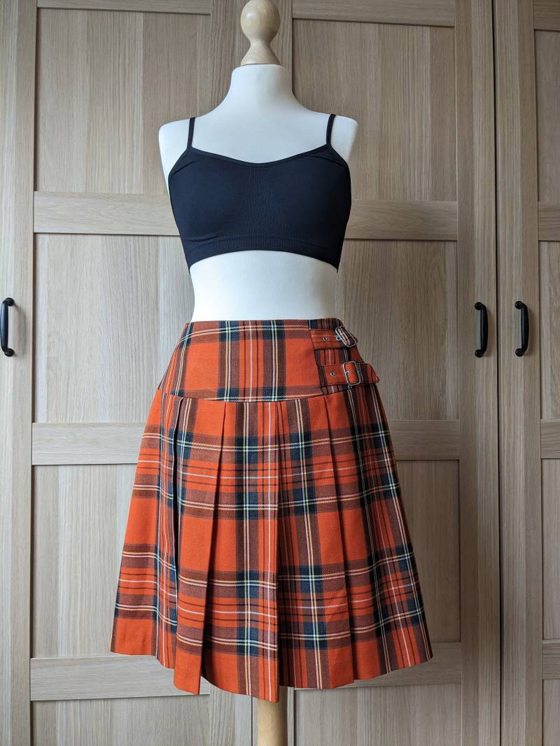 90Er Jahre Skater Punkrock Minirock Mit Karomuster Und Gürtelschnallen 000009 von MillennialPeacock