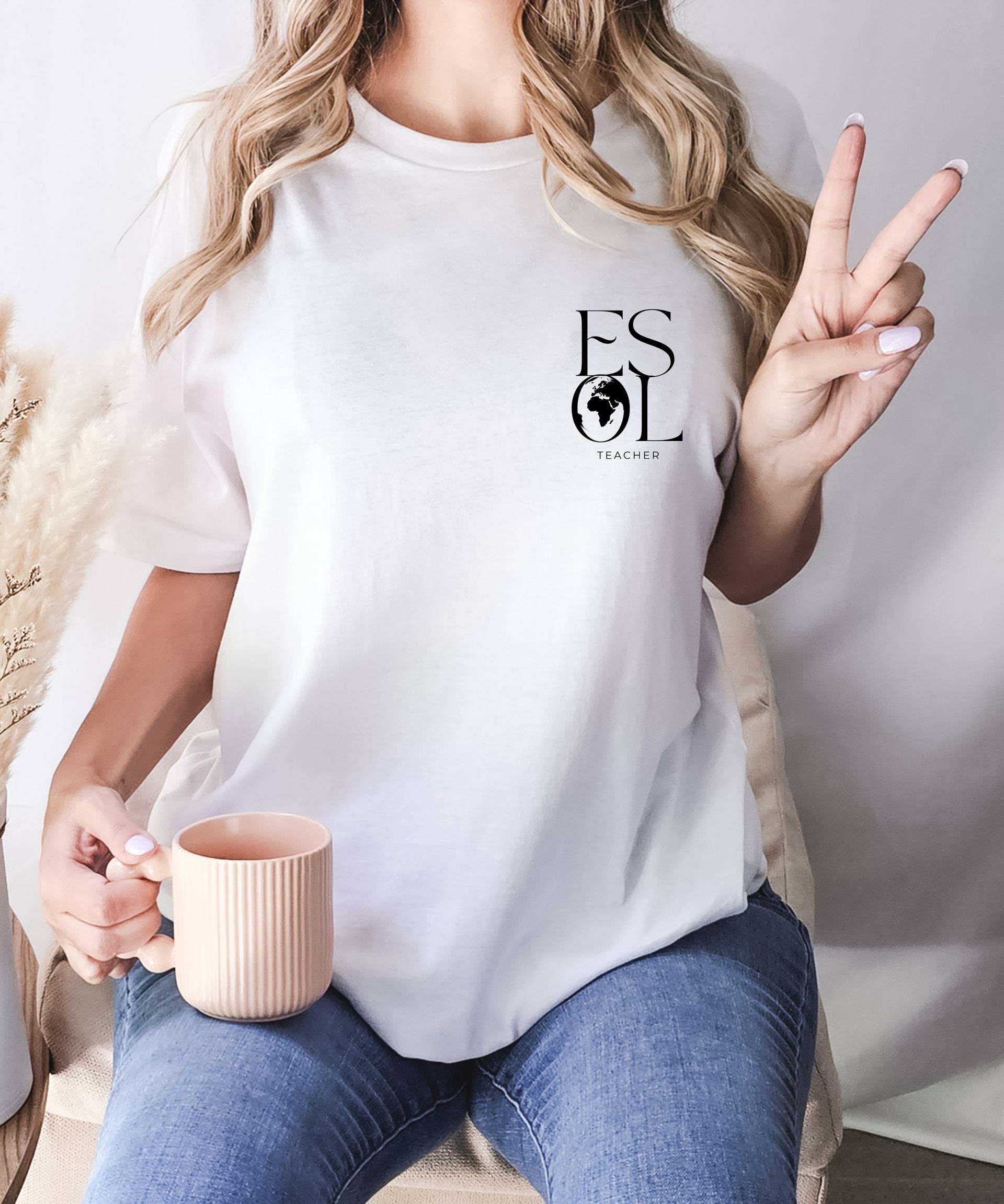 Esol Esl Multilingual Teacher Shirt Student World Languages Special Education Spanish English As A Second Gift Appreciation Bilingual Globe von MillerManufaktur