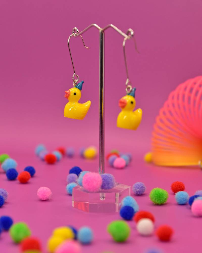 Entchenohrringe Mit Partyhut von MillyDiamond