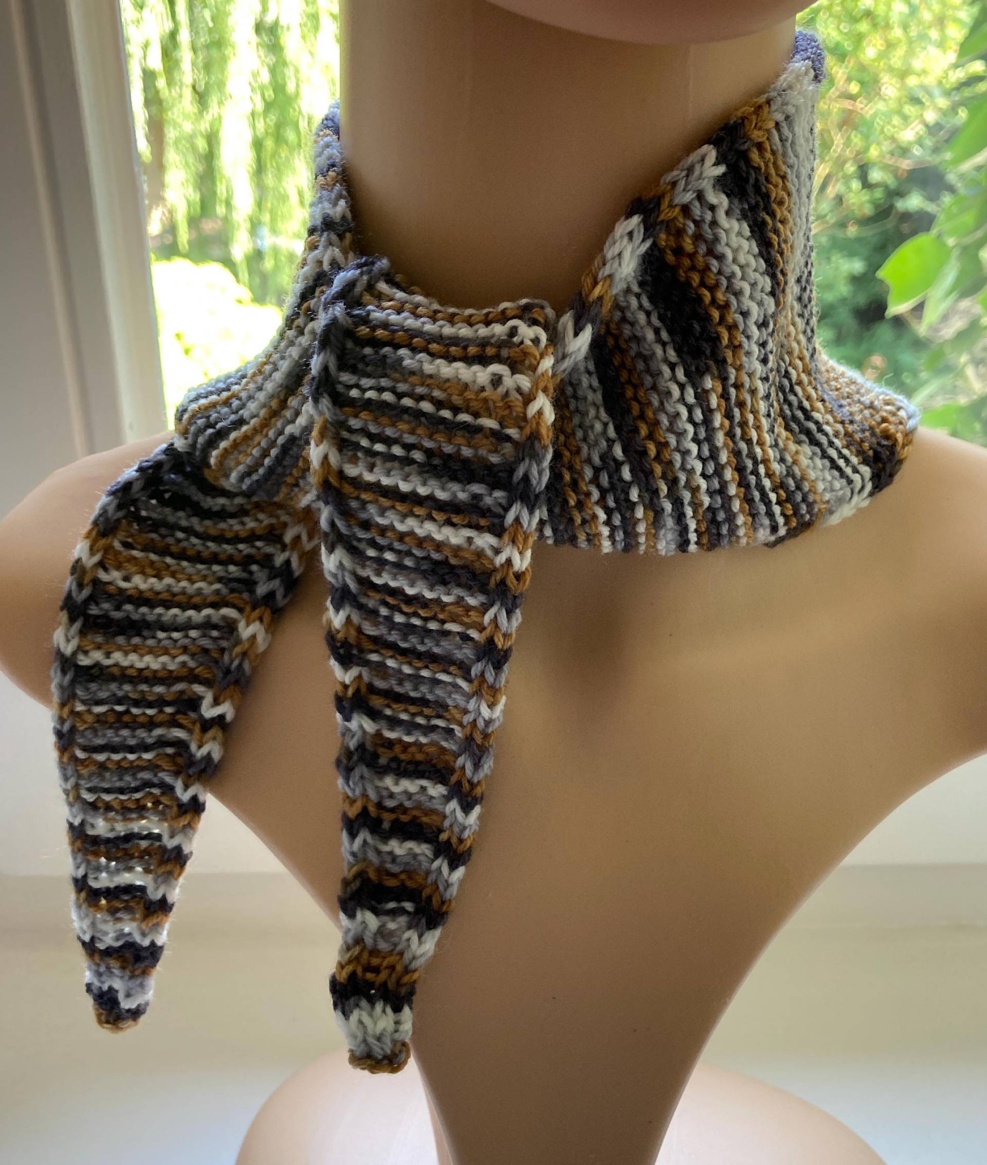 Mini Schal - Sophie Scarf Mini Schal - Sophie Scarf von MilosStrickzeug