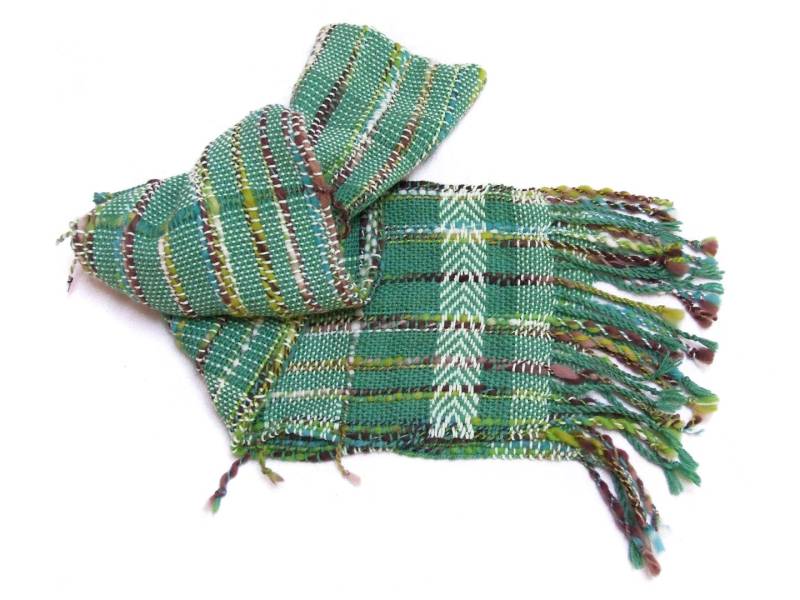Grüne Wolle Schal Hand Gewebte Handgewebter Mode Geschenke Frauen Wickeln Rustikale Selbstgemachtes Geschenk Winterschal Aus von MimaHandwovens