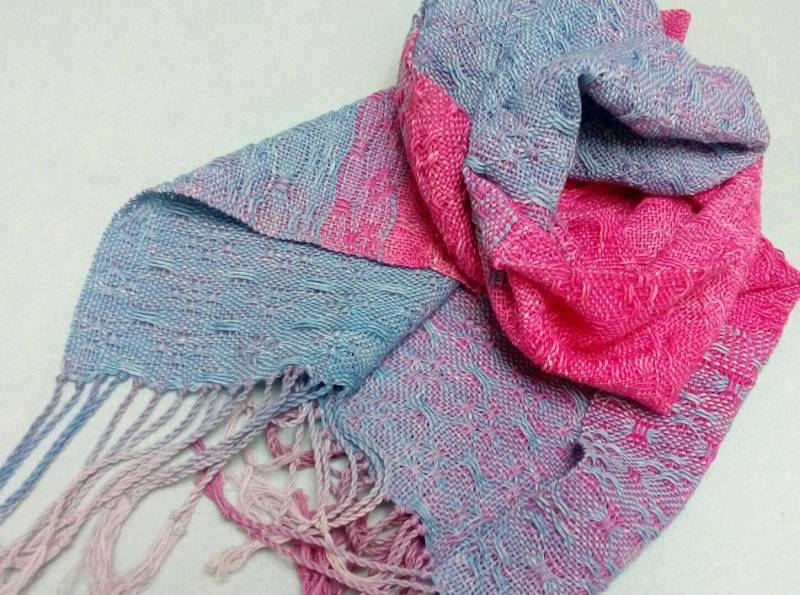 Lila Blaue Hand Gefärbt Handgewebte Baumwollschal Sommer Damen Schals Schal Geschenk Für Ihre von MimaHandwovens