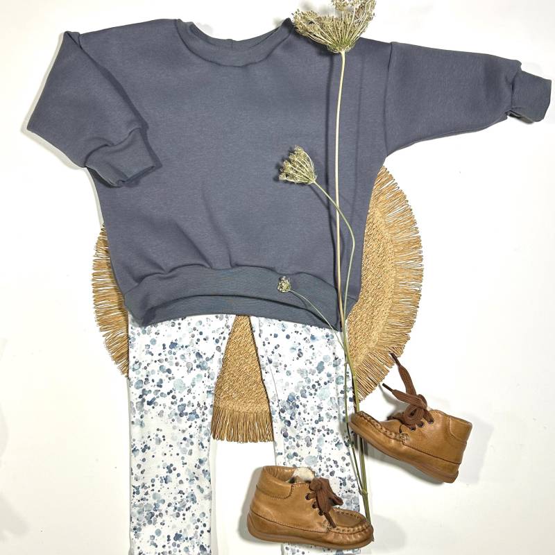Set Aus Leggins Und Kuscheligem Sweatshirt in Grau Mit Tupfen Verschiedenen Blau Gr. 50/56 - 122/128, Bis 92 Windelpopo von MimaLilu