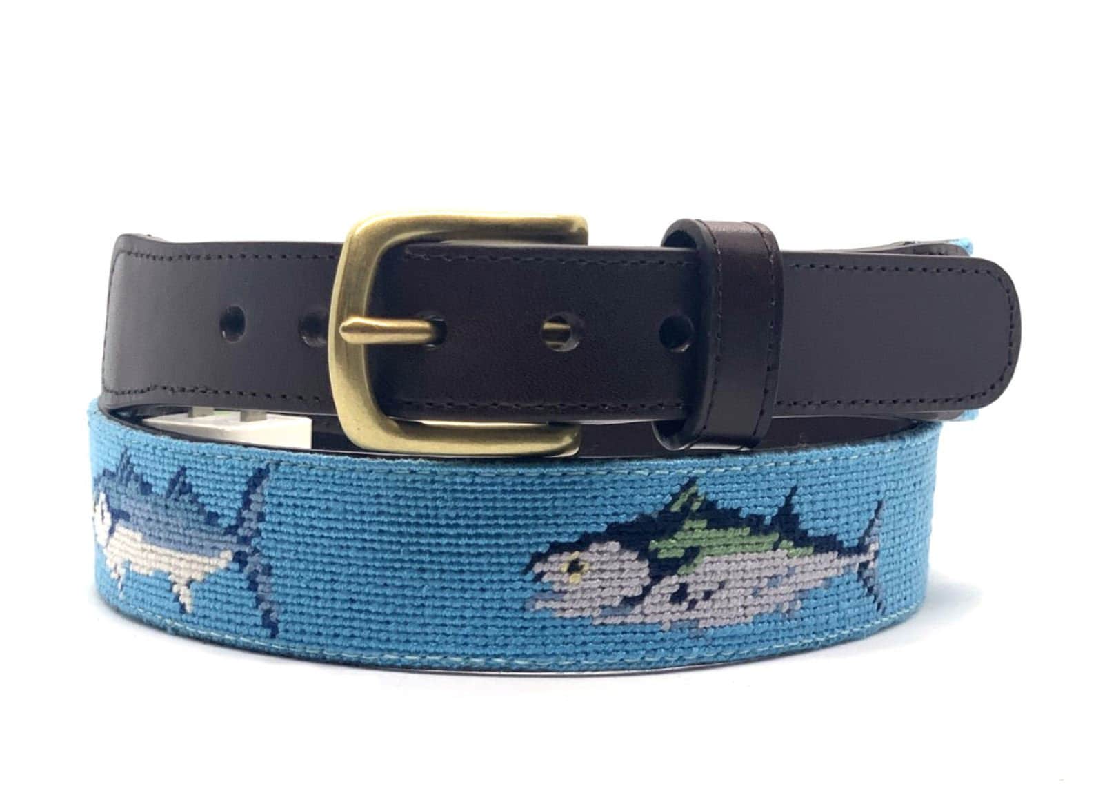 Gobelin Gürtel in Salzwasser Fisch-Optik Gobelin Gürtel in Salzwasser Fisch-Optik von MimiandCompanyStore