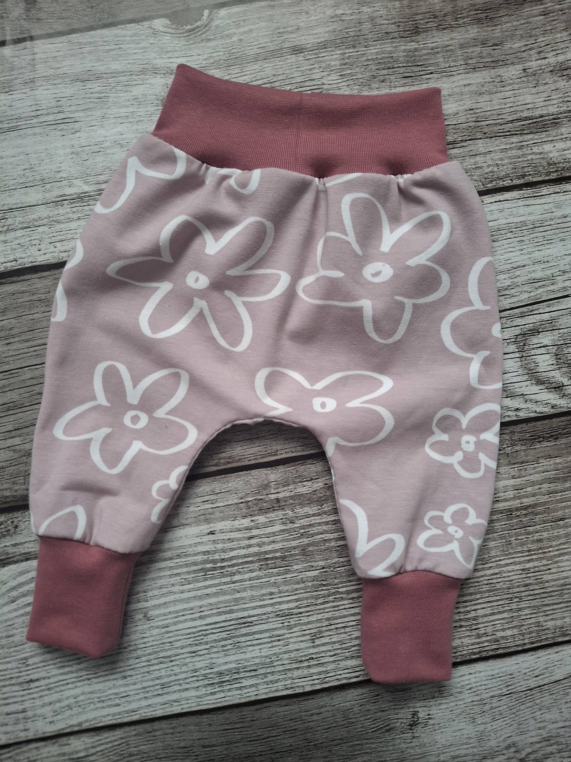 Baggy Pants Hose Pumphose Baby Kind Kleinkind Rosa Und Weiße Blumen 56 62 68 74 80 86 92 98 104 110 116 122 128 134 von Mimimimahandmade