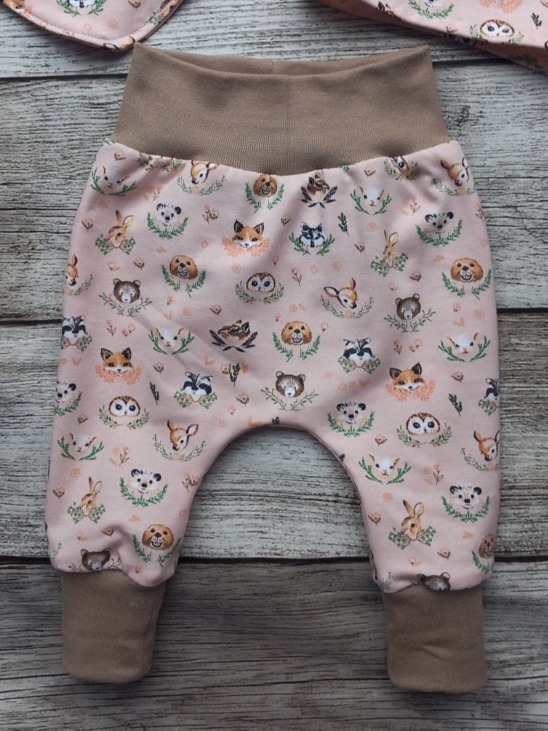 Hose Baggy Pants Pumphose Baby Kleinkind Kind Rosa Waldtiere Mädchen Gr. 56 62 68 74 80 86 92 98 104 110 116 122 von Mimimimahandmade