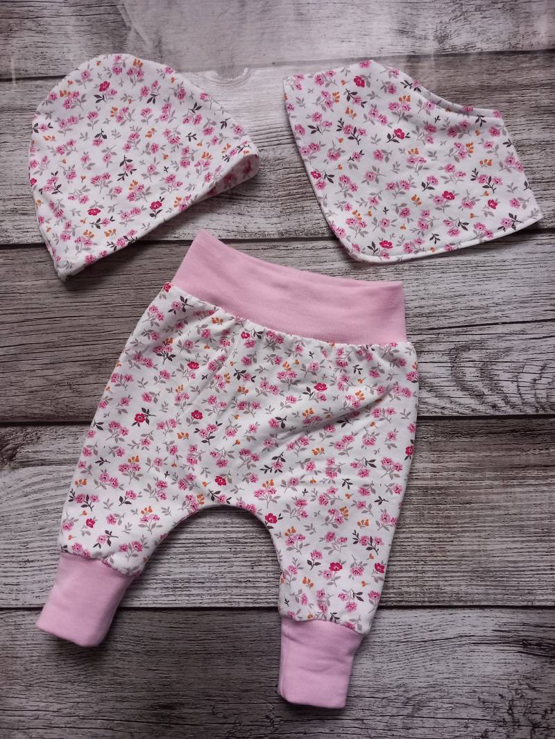 Set Baby Mädchen Mütze Halstuch Hose 56 62 68 von Mimimimahandmade