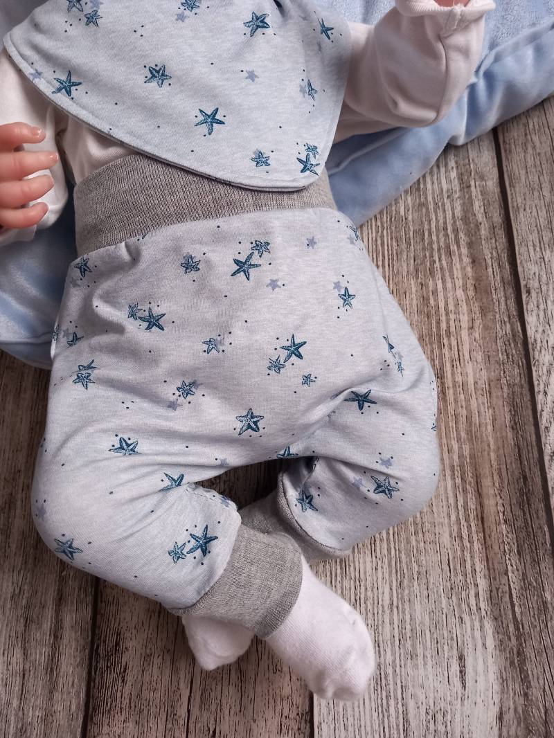Set Baby Unisex Sterne Seestern Mütze Halstuch Hose 56 62 68 von Mimimimahandmade