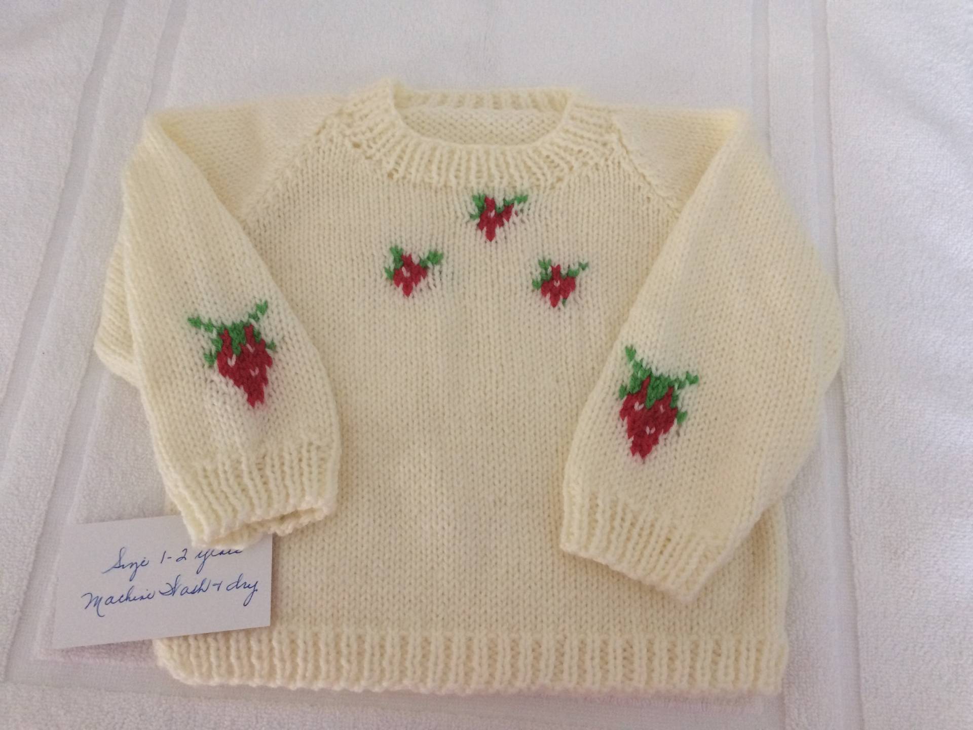 Erdbeer Shortcake Sweater Auf Bestellung, Süß, Süß Erdbeer Shortcake Sweater Auf Bestellung, Süß, Süß von MimisMittensAndMore
