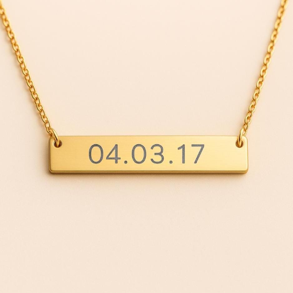 Personalisierte Halskette Aus 18K Vergoldetem Edelstahl - Gravur Von Name, Datum, Koordinaten Oder Textgeschenk Personalisierte Halskette Aus 18K Vergoldetem Edelstahl - Gravur Von Name, Datum, Koordinaten Oder Textgeschenk von MimmiEngravings
