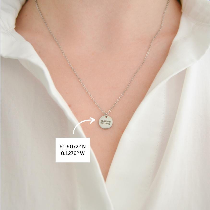 Personalisierte Halskette Aus Edelstahl - Individuelle Gravur Mit Text, Daten, Zahlen Geschenk Für Sie, Sentimentaler Schmuck Personalisierte Halskette Aus Edelstahl - Individuelle Gravur Mit Text, Daten, Zahlen Geschenk Für Sie, Sentimentaler Schmuck von MimmiEngravings