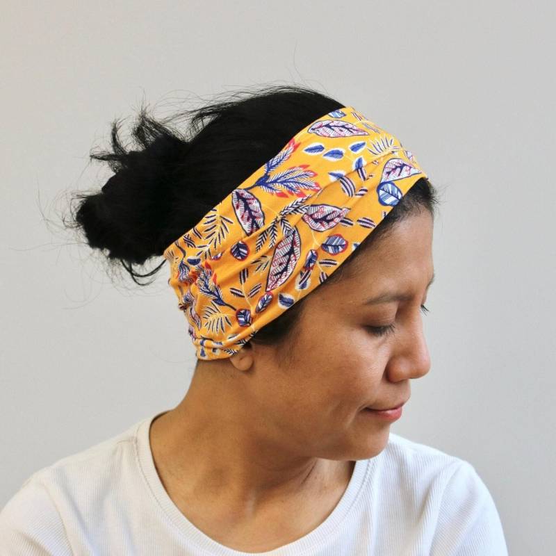 Weiche, Gelb Bedruckte Breite Stirnbänder Für Frauen, Breites Viskose-Kopftuch, Kopfbedeckung Erwachsene, Yoga-Bandana, Breiter Turban von MimpiByMeka