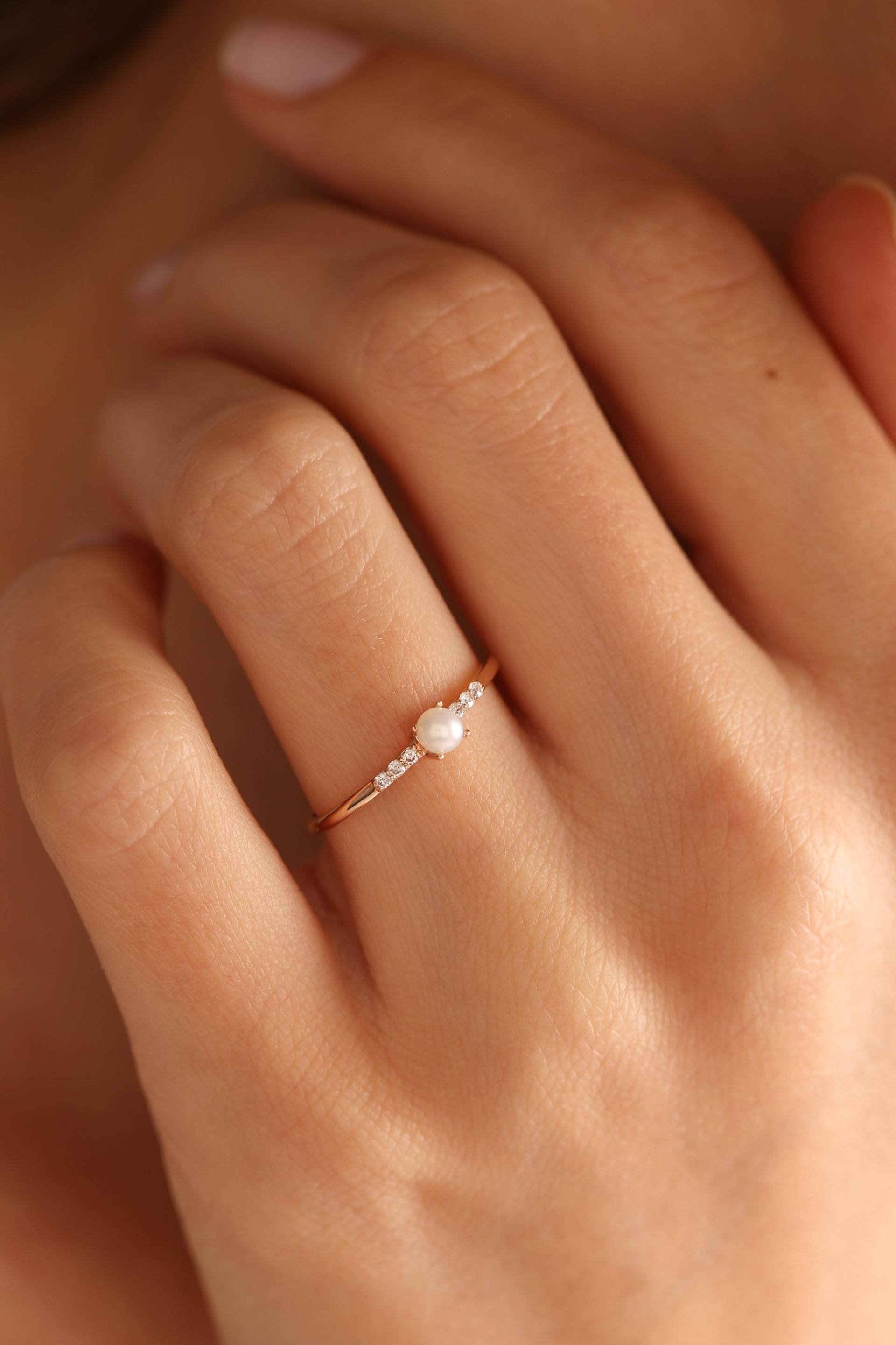 Mimra Diamantring Rohdiamantring Perlenring Benutzerdefinierter Diamant Ehering Goldring Handgefertigter Schmuck Weihnachtsgeschenk Mimra Diamantring Rohdiamantring Perlenring Benutzerdefinierter Diamant Ehering Goldring Handgefertigter Schmuck Weihnachtsgeschenk von MimraDiamondJewelry