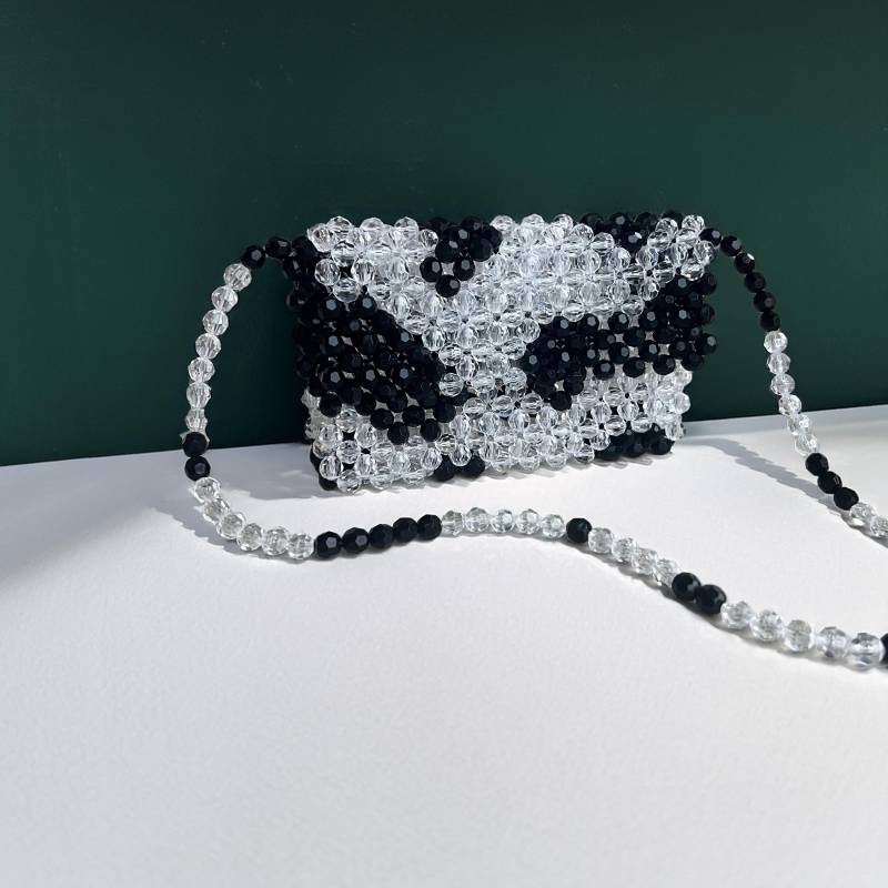 Handgemachte Perlentaschen von MimuKimu