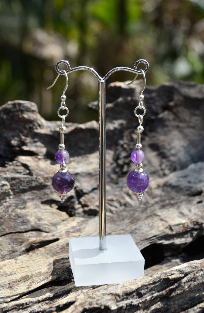 Ohrringe, Paar Handgefertigte Ohrringe Mit Sterling Silber & Amethyst Ohrringe, Paar Handgefertigte Ohrringe Mit Sterling Silber & Amethyst von MinDiDesign