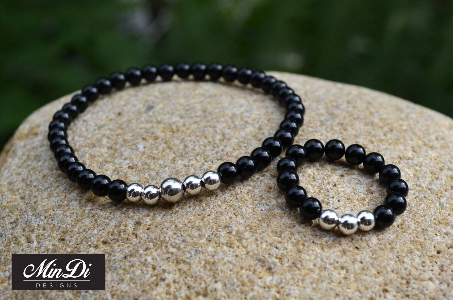 Unsere Neuen Stretch Armbänder Und Passende Perlenringe Mit Echtem Sterling Silber & Schwarzem Onyx Unsere Neuen Stretch Armbänder Und Passende Perlenringe Mit Echtem Sterling Silber & Schwarzem Onyx von MinDiDesign