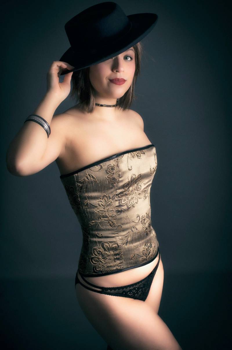 Brokat Korsett Handgefertigte Brokat Korsett Handgefertigte von Minaleecrea