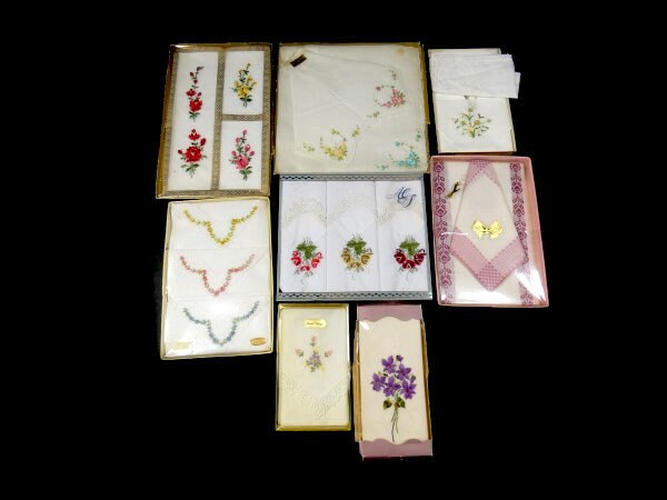 1 Set Vintage Schweizer Taschentücher in Ungeöffneter Box Blumenstickerei Hochzeit Aus Der Schweiz Baumwolle von MinasTreasureChest