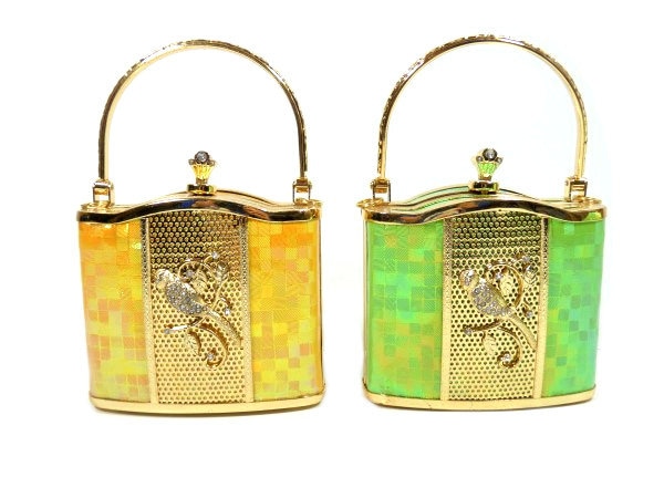 1 Vintage Gelb Oder Grün Holographic Handtasche Unbenust Gold Ausgefallen Elegante Clutch Geldbörse von MinasTreasureChest
