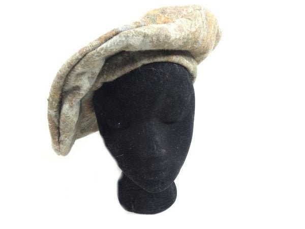 Vintage Beige Braun Baskenmütze Große Übergroße Baret Französisch Stil Design von MinasTreasureChest
