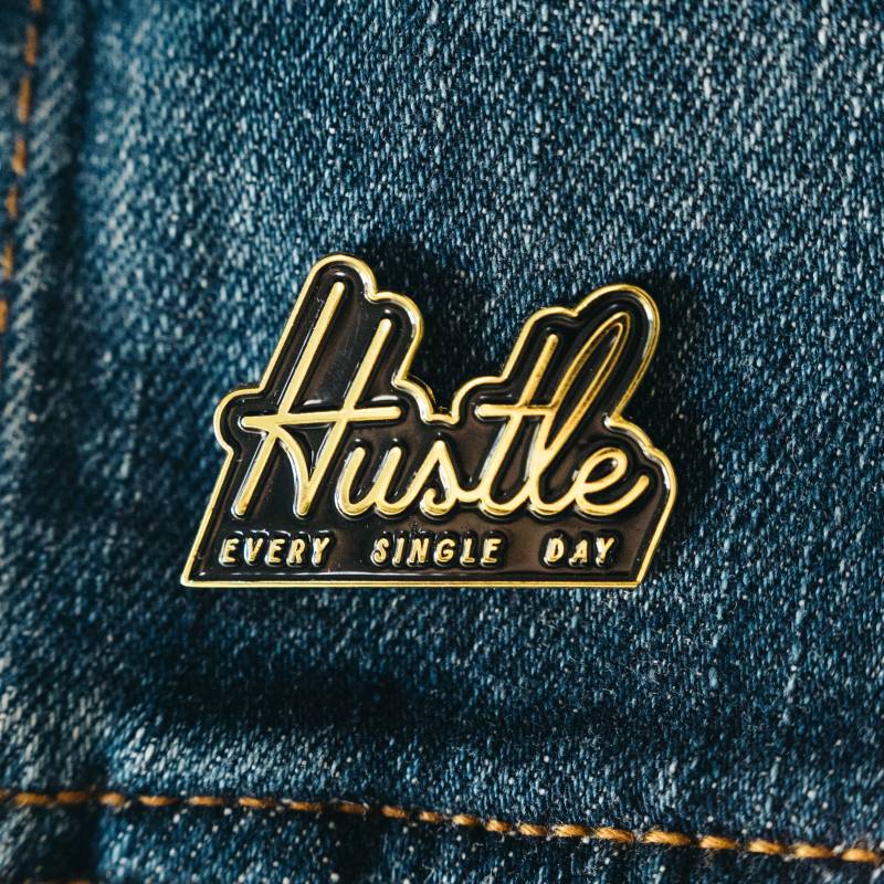 Hustle Emaille Pin | Unternehmer, Mädchen Chef, Motivierend, Inspiration, Pins, Anstecknadel von MindfulThingsCo
