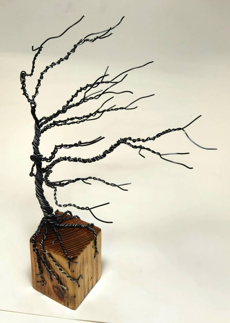 Draht Baum Skulptur - Schmuck Ständer Halter Ketten Einzigartige Kunst Wohnkultur Bonsai von MindsetCO