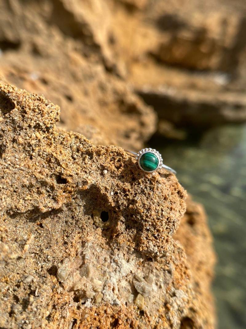 Malaquite Natur Ring von MinduJOIES