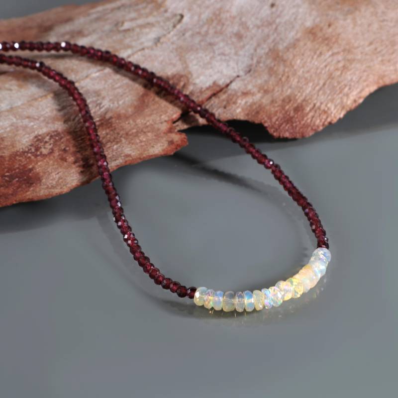 Natürliche Mosambik Lila Granat Und Opal Halskette, Januar Oktober Geburtsstein - Sterling Silber Rosegold Gefüllt Geburtstagsgeschenk Natürliche Mosambik Lila Granat Und Opal Halskette, Januar Oktober Geburtsstein - Sterling Silber Rosegold Gefüllt Geburtstagsgeschenk von Minedbeads