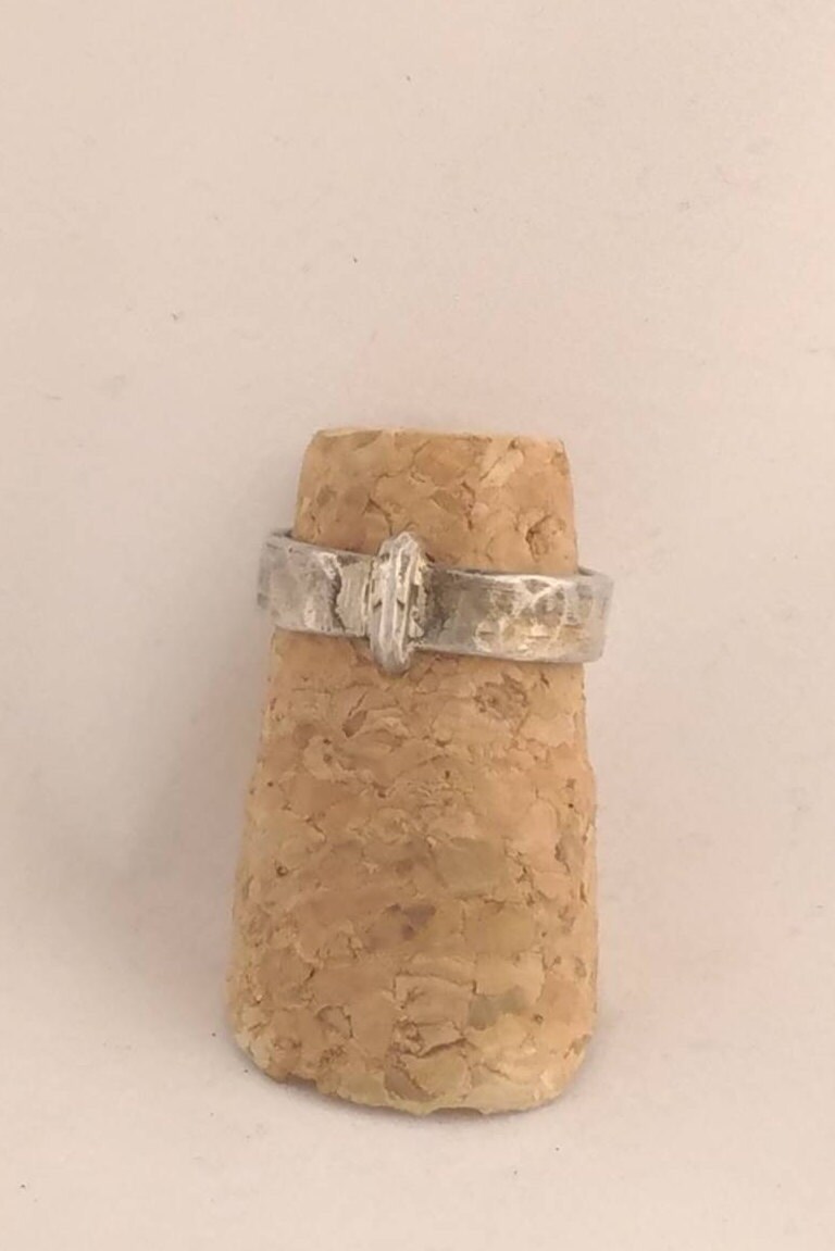 Ring Outlander Claire Flachen Glauben An Silber 925 Poliert Verlobungs-Hochzeitsring von MineralNProduction
