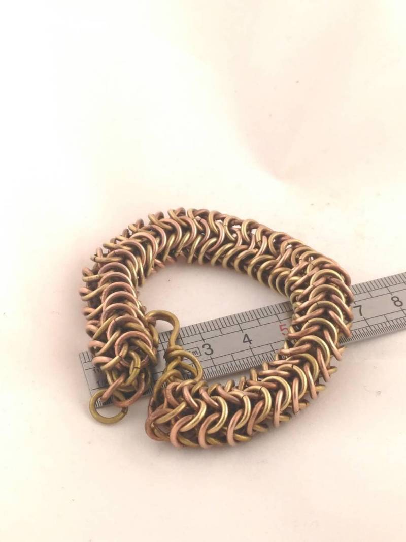 Röhrengitter-Mesh-Armband Röhrengitter-Mesh-Armband von MineralNProduction