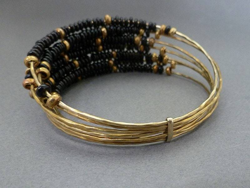 Semainier Recycled Glas Und Messing Perlen Armreif-Recycled Glas-Perlen-Armreif-Mirabelle Schmuck von Mineraliaboutique