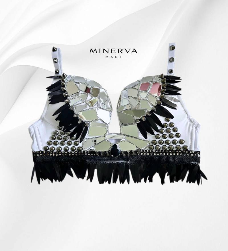 Extravagante Handmade Weiße Festival Bustier Mit Fransen Und Glasssteine von MinervaMadeStore