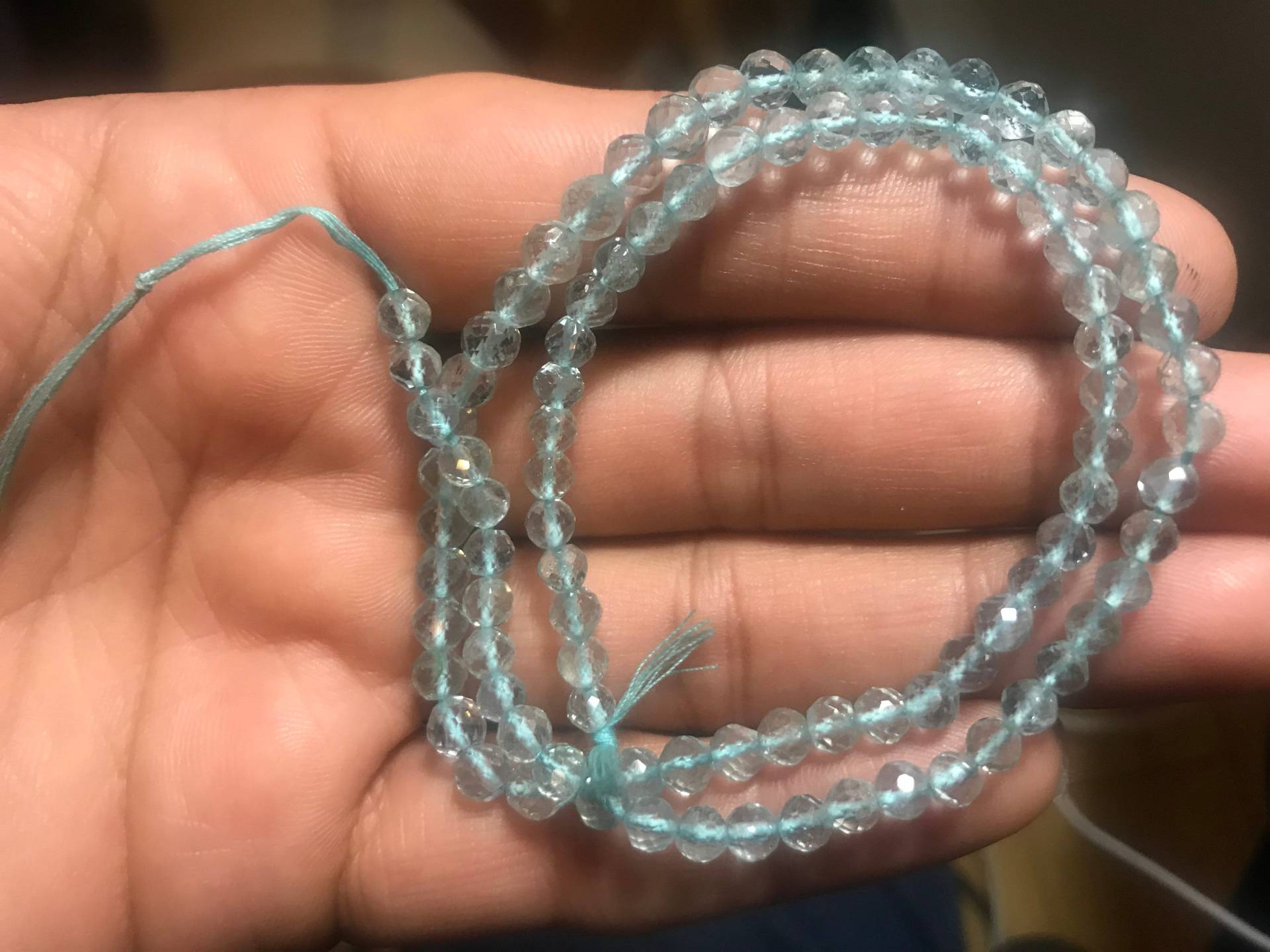 16 "75Ct Gem Qualität Natürliche Offene Tiefblaue Aquamarin-Halb-Edelstein-Perlen Stehen 16 "75Ct Gem Qualität Natürliche Offene Tiefblaue Aquamarin-Halb-Edelstein-Perlen Stehen von Mines2Markets
