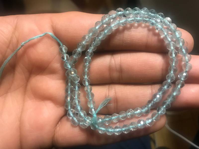 16 "75Ct Gem Qualität Natürliche Offene Tiefblaue Aquamarin-Halb-Edelstein-Perlen Stehen 16 "75Ct Gem Qualität Natürliche Offene Tiefblaue Aquamarin-Halb-Edelstein-Perlen Stehen von Mines2Markets
