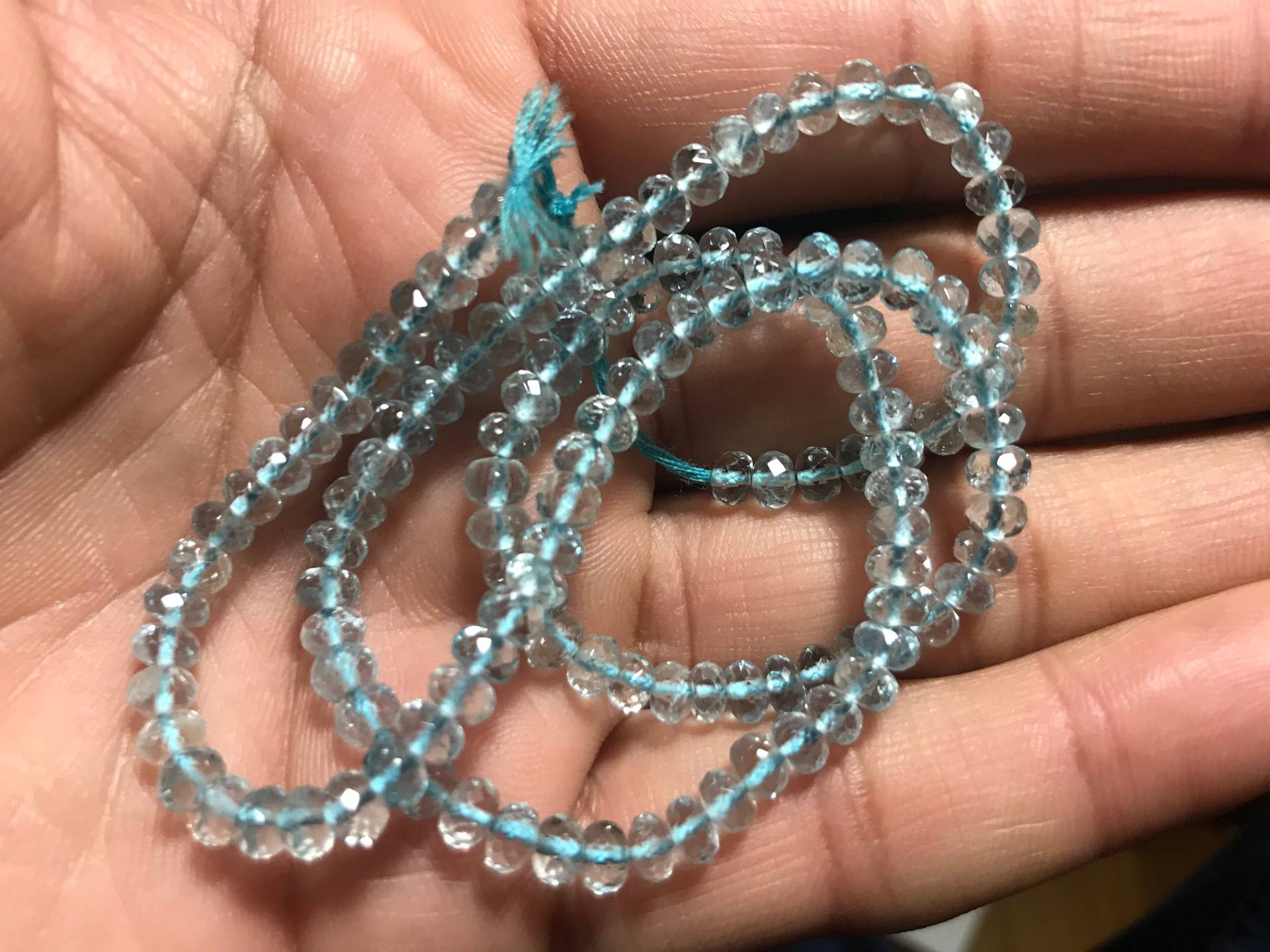 75Ct Aaa Tiefblaue Mikrofacettierte Aquamarin-Perlen Strand Pakistan 75Ct Aaa Tiefblaue Mikrofacettierte Aquamarin-Perlen Strand Pakistan von Mines2Markets