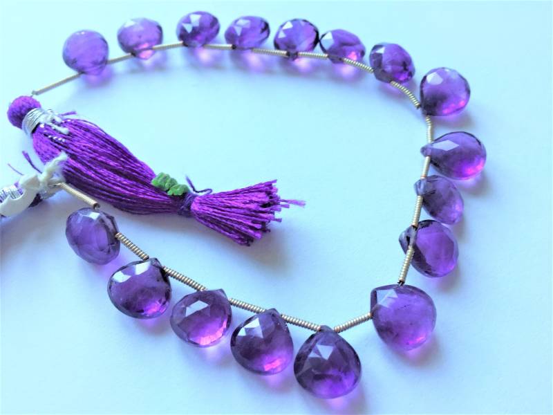 8" 85 Ct Edelstein-Qualität, Atemberaubende Amethyst Tropfen Facettiert Armband 8" 85 Ct Edelstein-Qualität, Atemberaubende Amethyst Tropfen Facettiert Armband von Mines2Markets