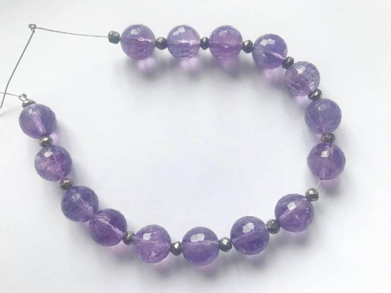 8" Gem Grade Natürliche Amethyst Facettiert Rund Perlen Strang Am1700 8" Gem Grade Natürliche Amethyst Facettiert Rund Perlen Strang Am1700 von Mines2Markets
