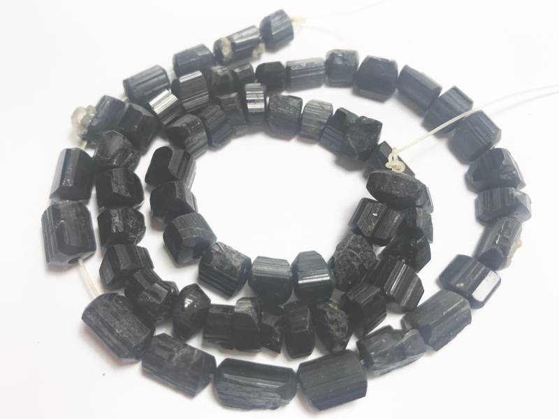 Atemberaubende Natürliche Black Tourmaline Perlen Pakistan Atemberaubende Natürliche Black Tourmaline Perlen Pakistan von Mines2Markets